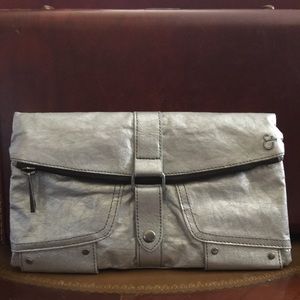 NWOT Matt & Nat vegan clutch